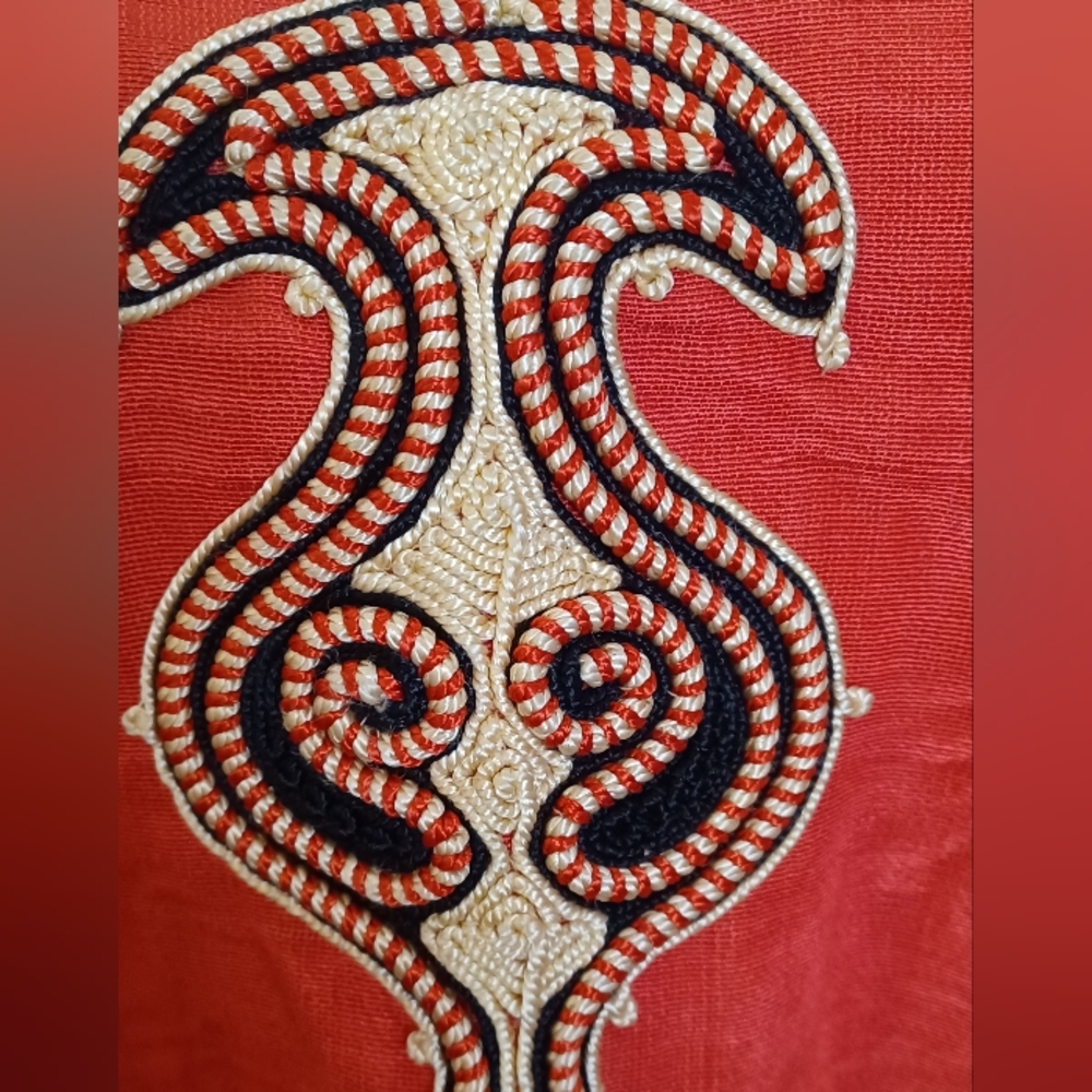 Crazy cool, well-made vintage kaftan with graphic embroidery - Picture 4 of 7